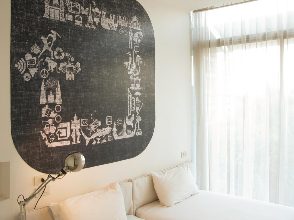 Refillnow! Hostel Bangkok Bagian luar foto